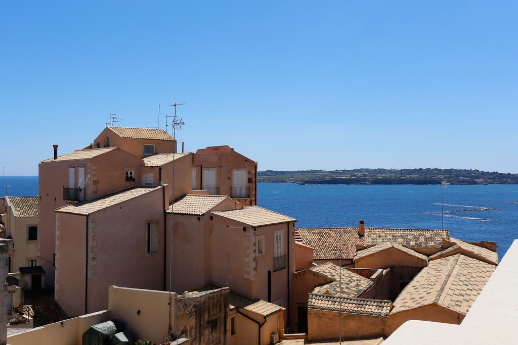 Casa Maiorca Apartman Szirakúza Szoba fotó